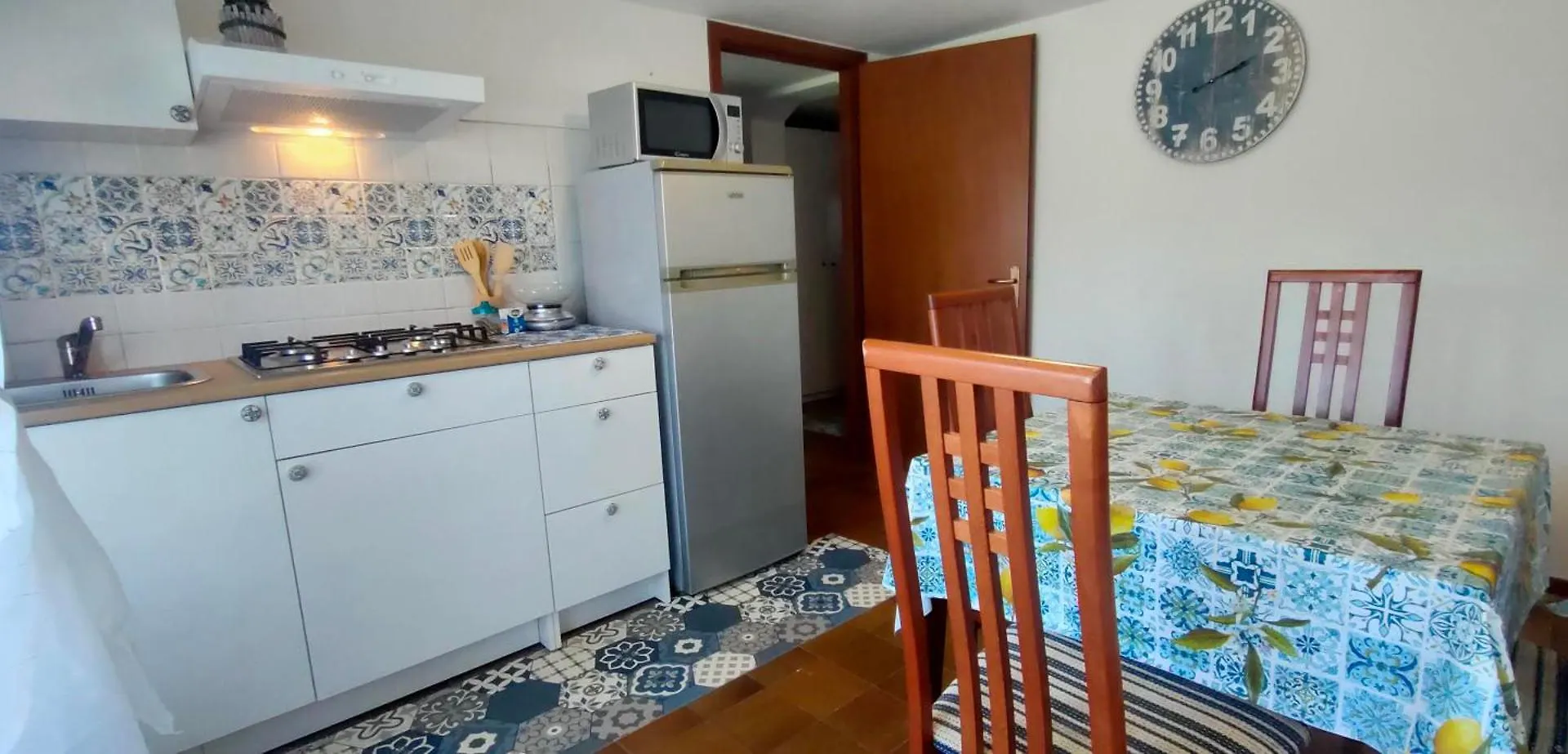 Appartamento 10Min Dalla Spiaggia - 30Min Da Aeroporto E Torre Di Pisa - Free Parking Lido di Camaiore 0*,  Italia